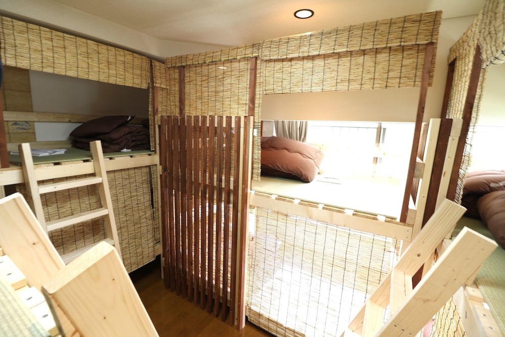 Basic Shared Dormitory, Mixed Dorm, 8 People photo 2