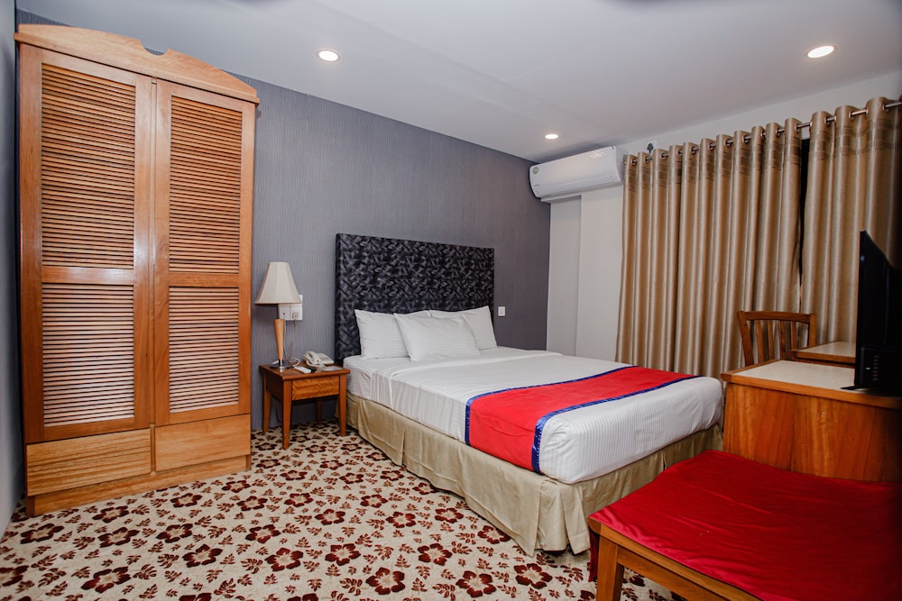 Premium Studio Suite photo 2