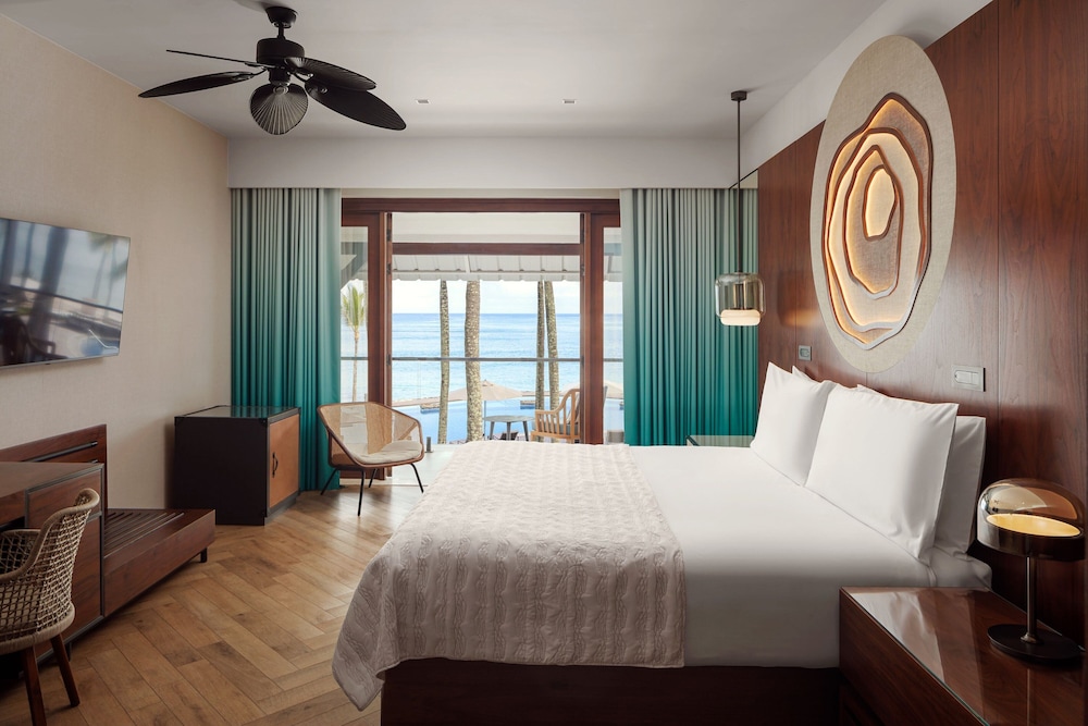 Romantic Suite, 1 King Bed, Ocean View - Photo 6