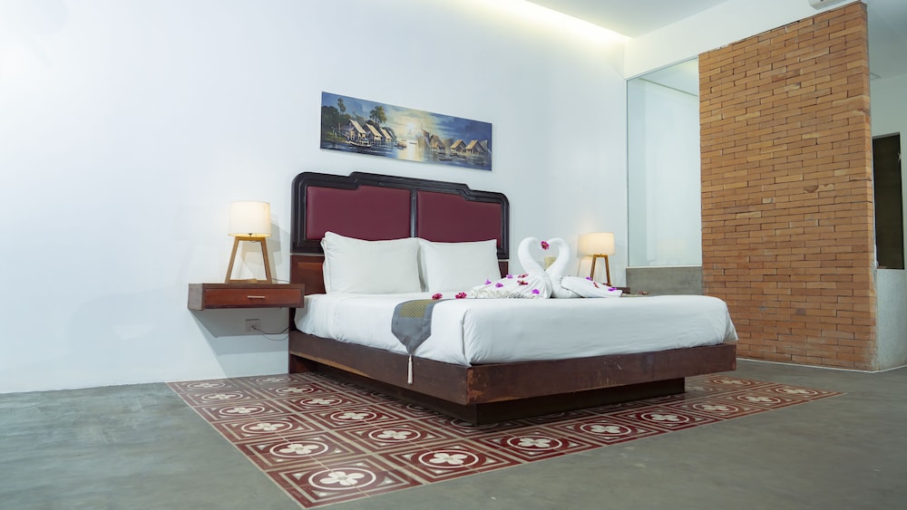 Infinity Poolside Signature Suite - Photo 9