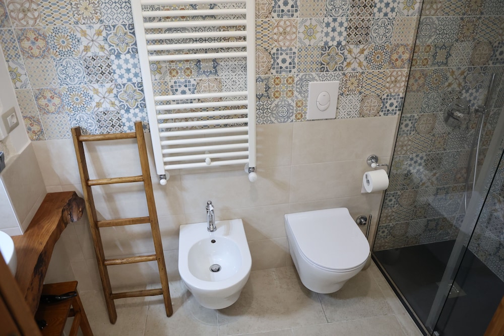 Superior Quadruple Room photo 3
