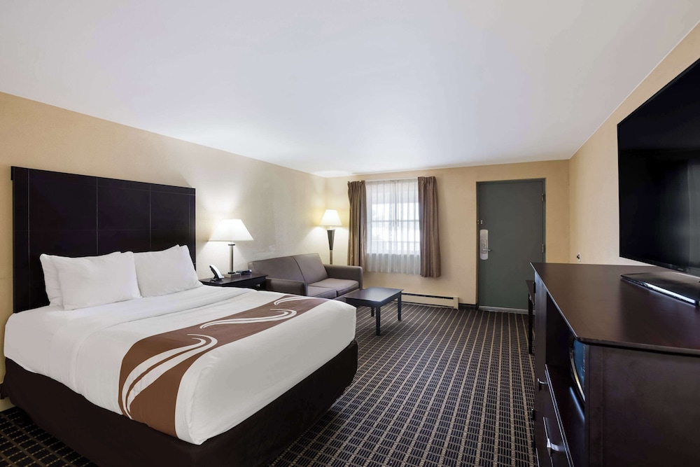 Room, 1 Queen Bed, Non-Smoking, Not Pet Friendly, No Elevator - Photo 2