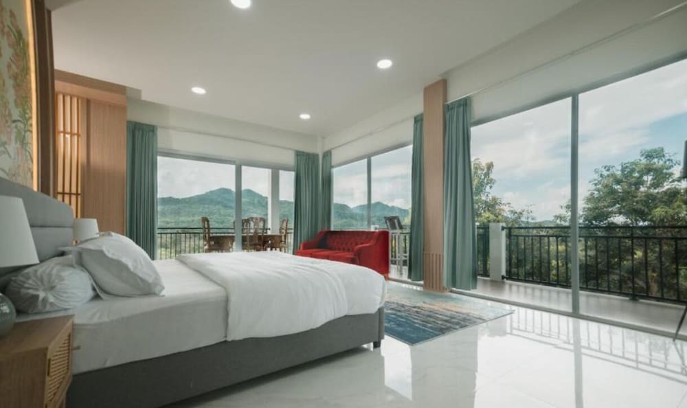 Presidential Suite, Mountain View photo 1