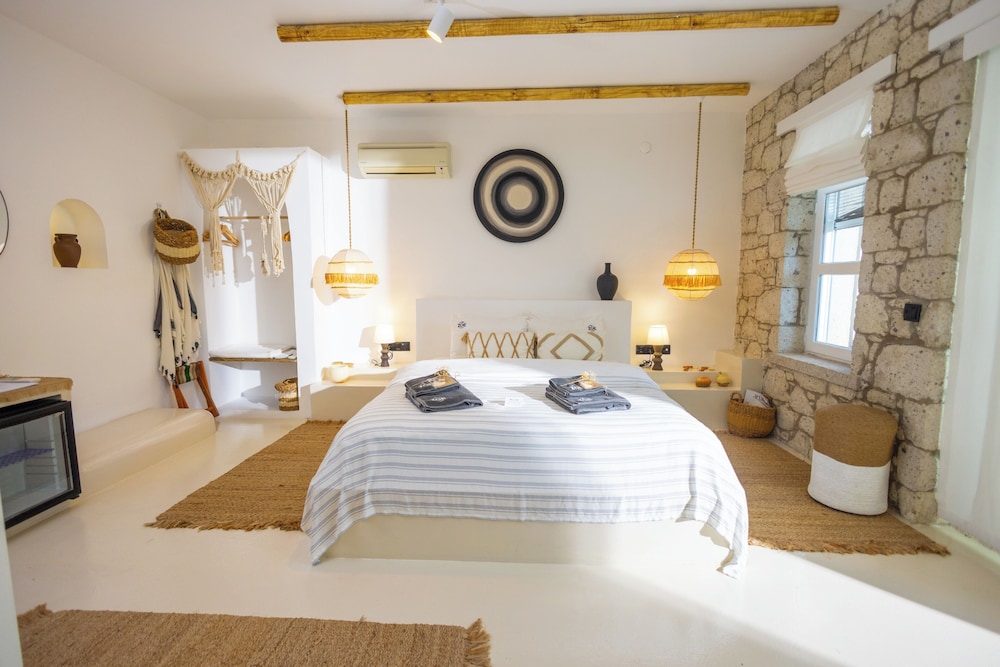 Deluxe Double Room, Fireplace photo 1
