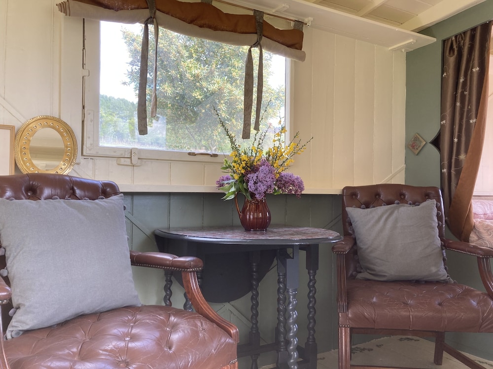 Cabin photo 2