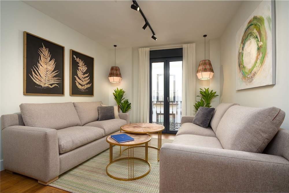 Apartamento familiar, 2 dormitorios (Real de la Carreteria 3.1)
