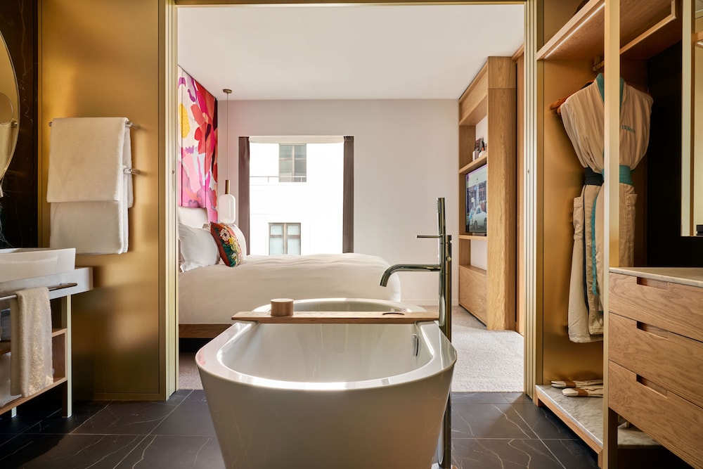 Two Bedroom - Soho Suite thumbnail 5