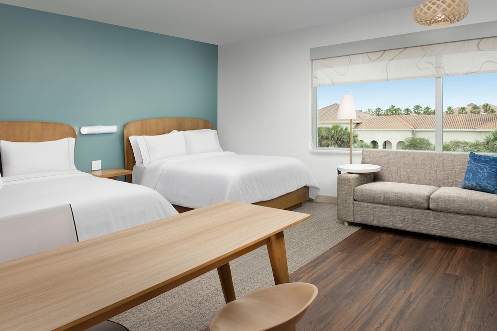 Studio, 2 Queen Beds - Photo 9