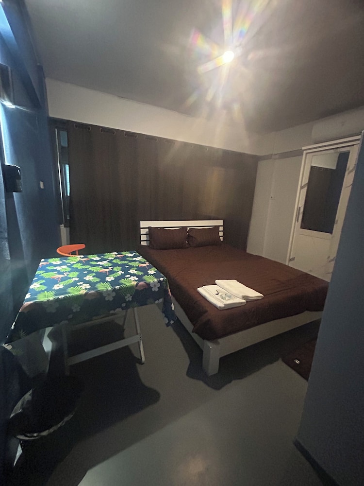 Basic Single Room, Non Smoking, City View photo 1