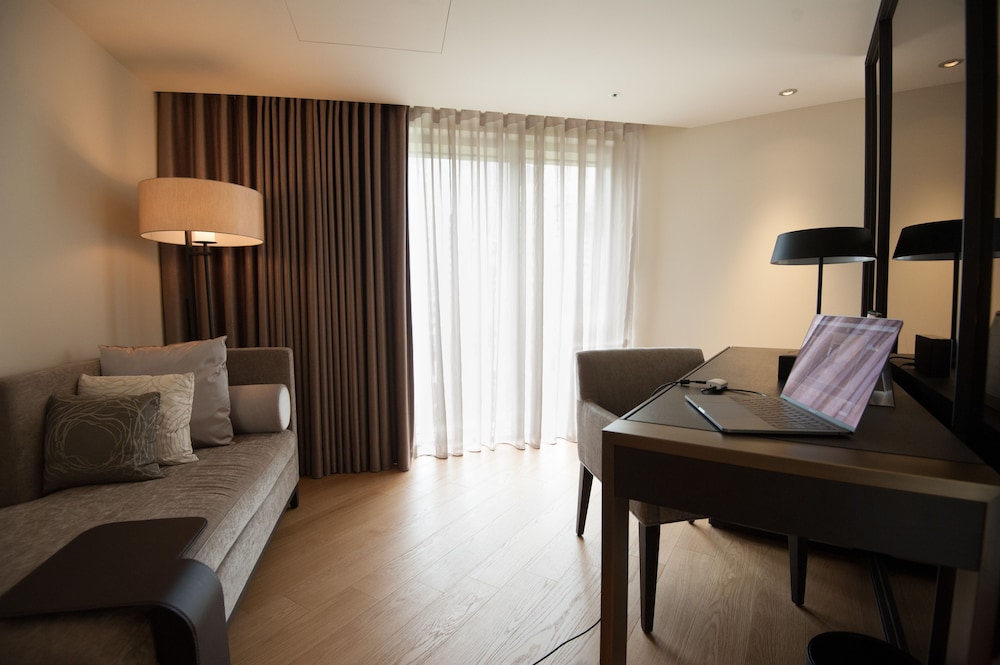 Madison Room - Photo 7