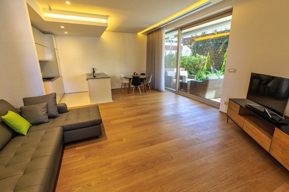 Apartment, 1 Bedroom (RS2)