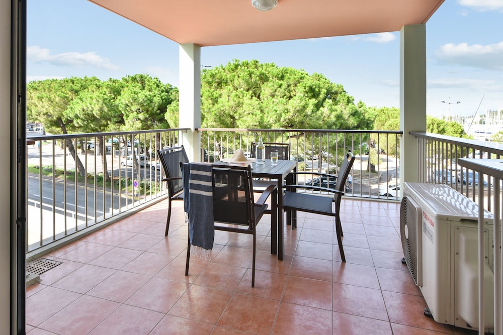 Apartment 4 people - 1 bedroom - Terrace - Air conditioned photo 3