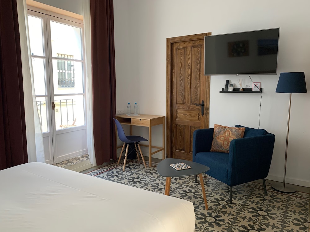 Double Room, Ensuite (Canela) photo 2