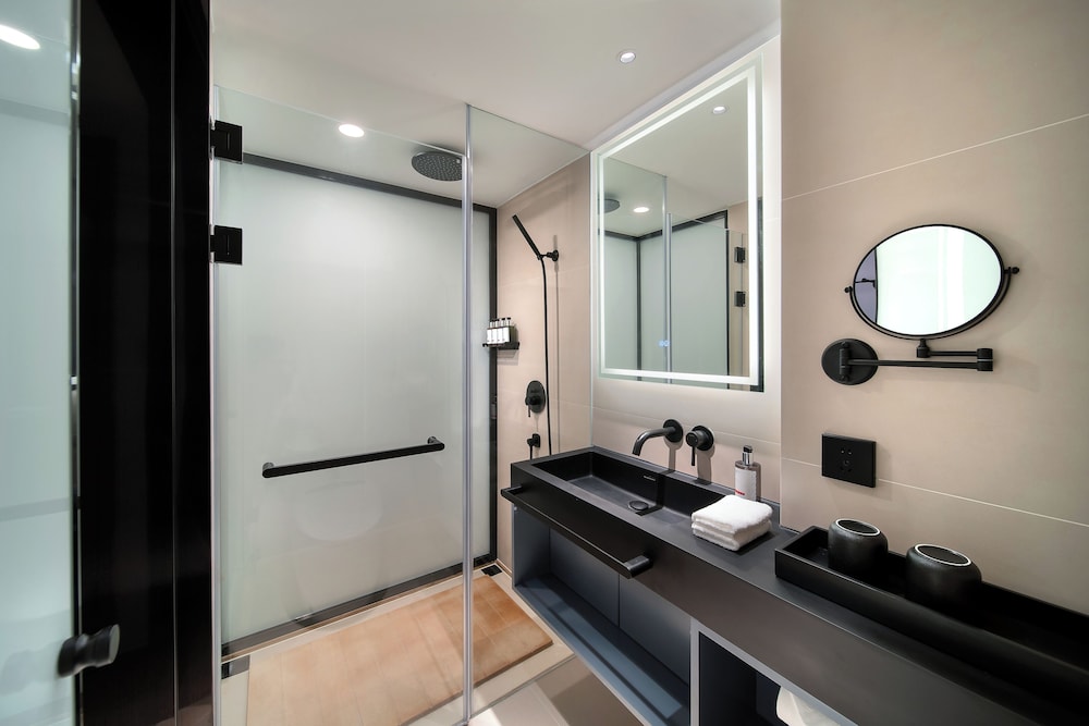 City Twin Room, 1 Bedroom, Non Smoking, City View photo 3