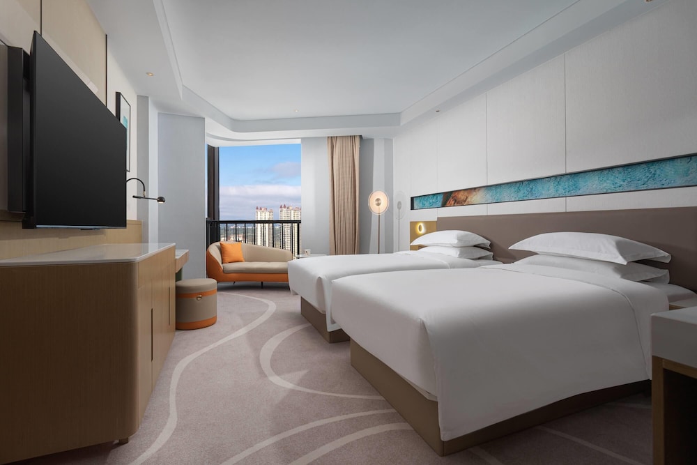 Room, Multiple Beds, Sea View (Hollywood) photo 1