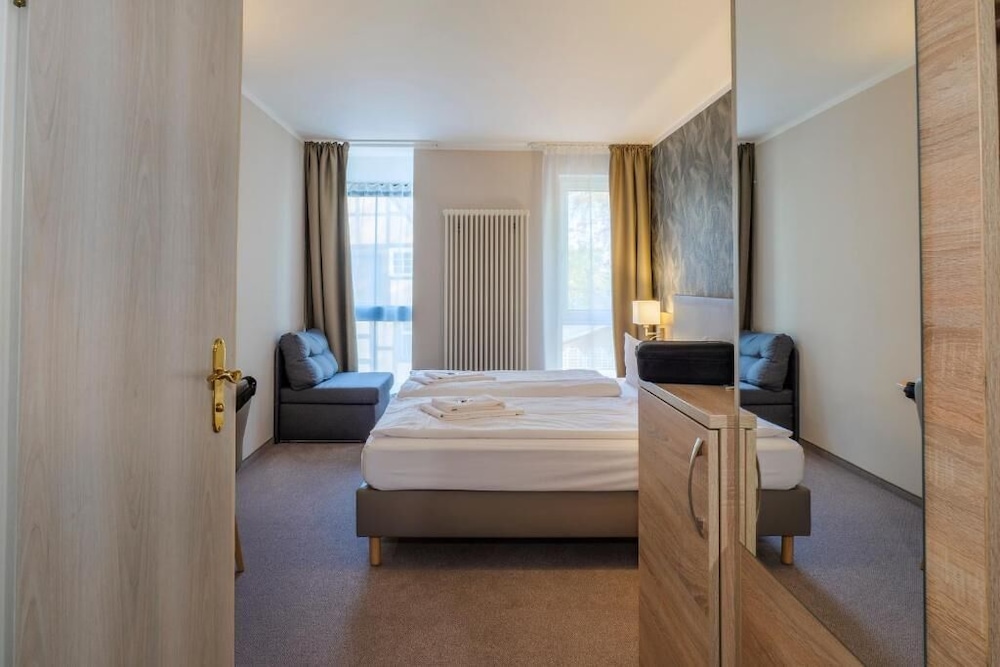 Classic Double Room photo 2