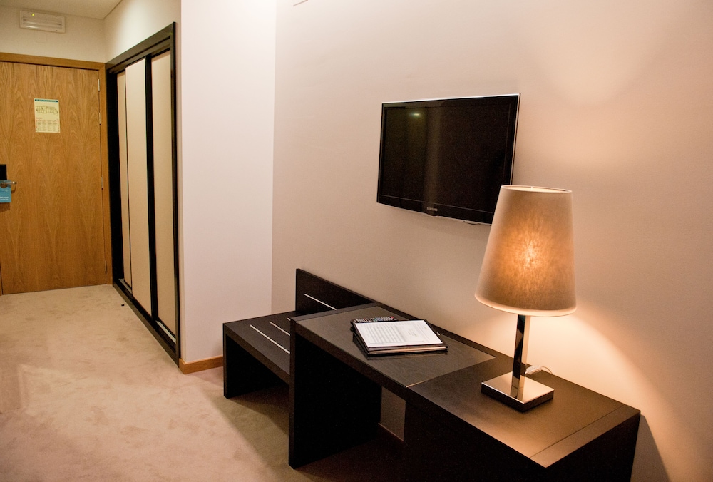 Junior Suite, Sea View (Single Use) - Photo 6