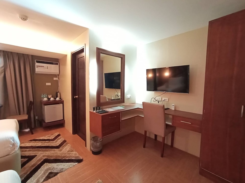 Deluxe Triple Room - Photo 3