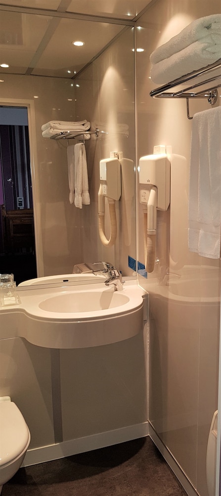 Junior Suite (with SAUNA access) photo 3