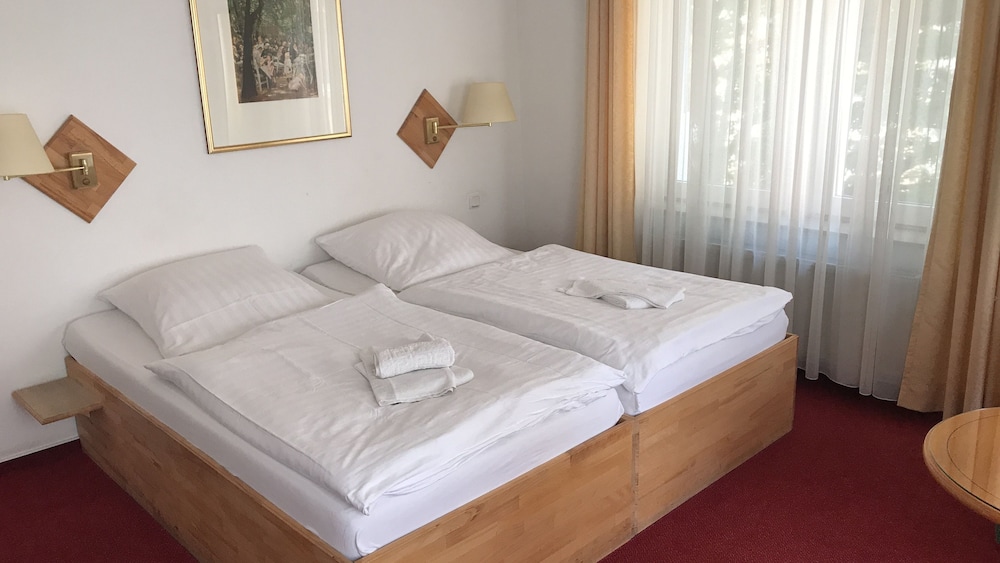 Comfort Double Room - Photo 2