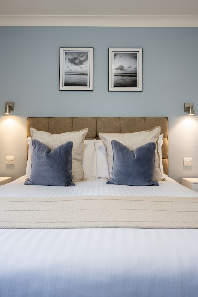 Double Room, Ensuite - Photo 2