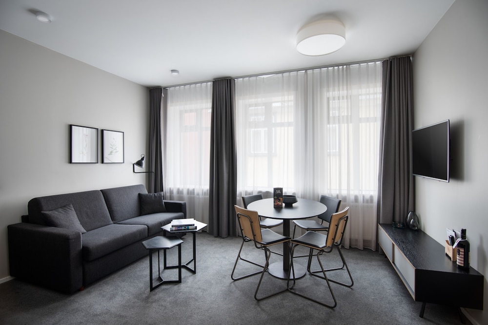 Apartment, 1 Bedroom - Photo 1