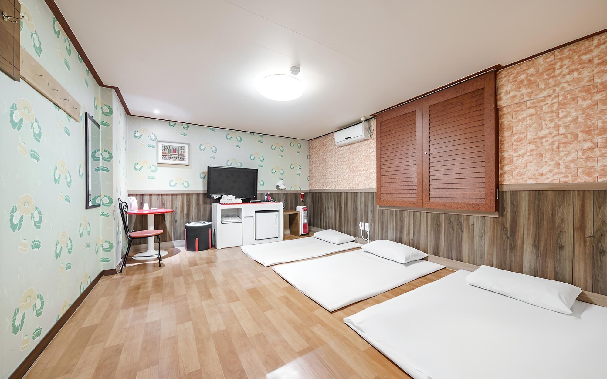 Room (Ondol (Deluxe)) photo 1