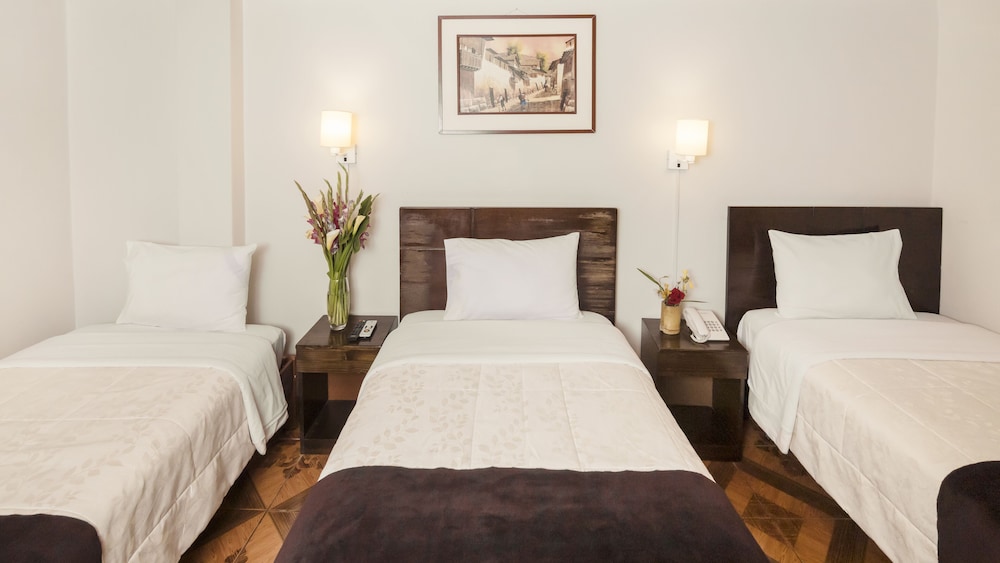 Standard Triple Room, 3 Twin Beds photo 3