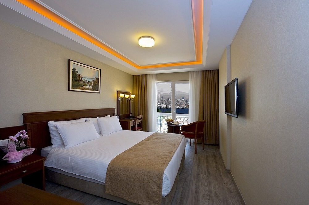 Standard Double or Twin Room, Non Smoking, Sea View photo 2