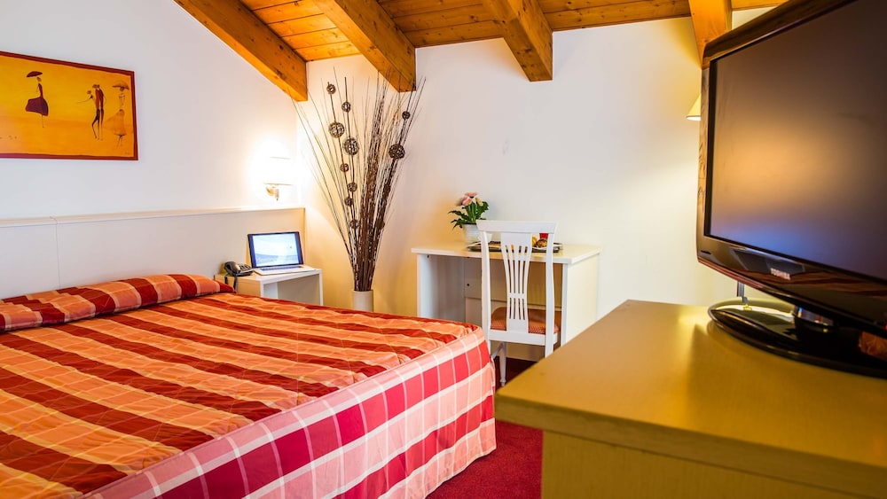 Triple Room - Photo 1