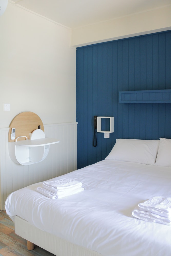 Double Room, Sea View - Photo 2