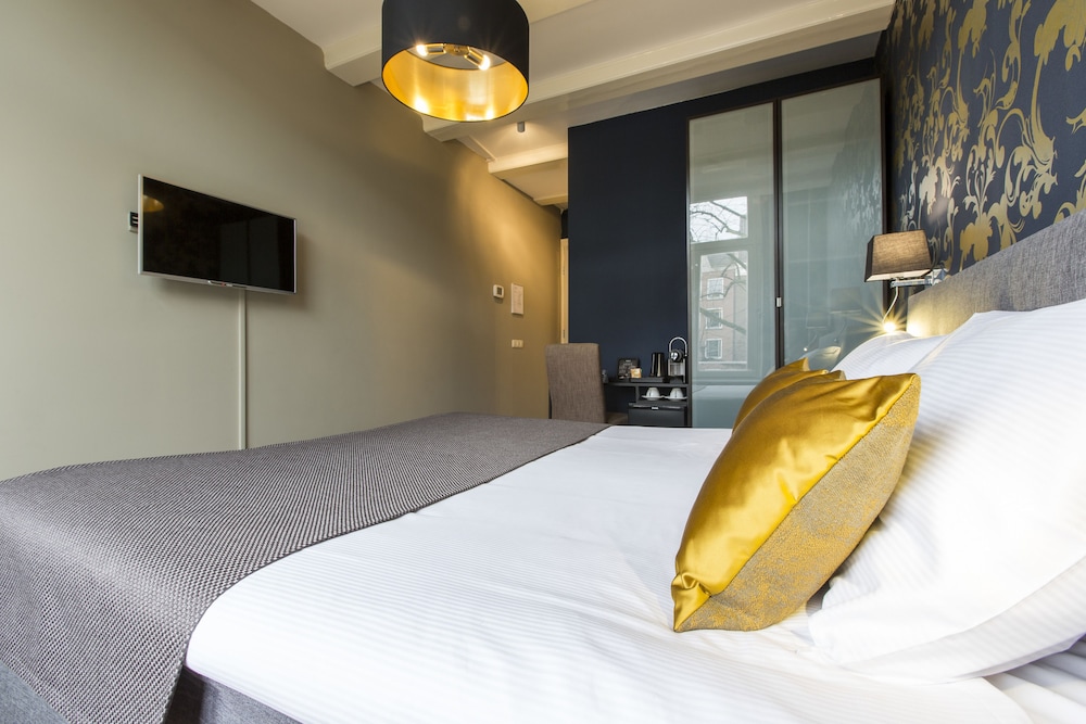 Deluxe Double Room, Canal View photo 1