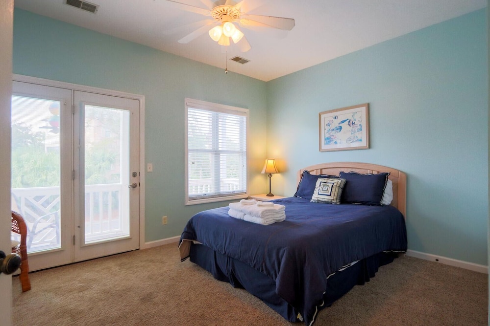 House, Multiple Beds, Balcony, Ocean View photo 1