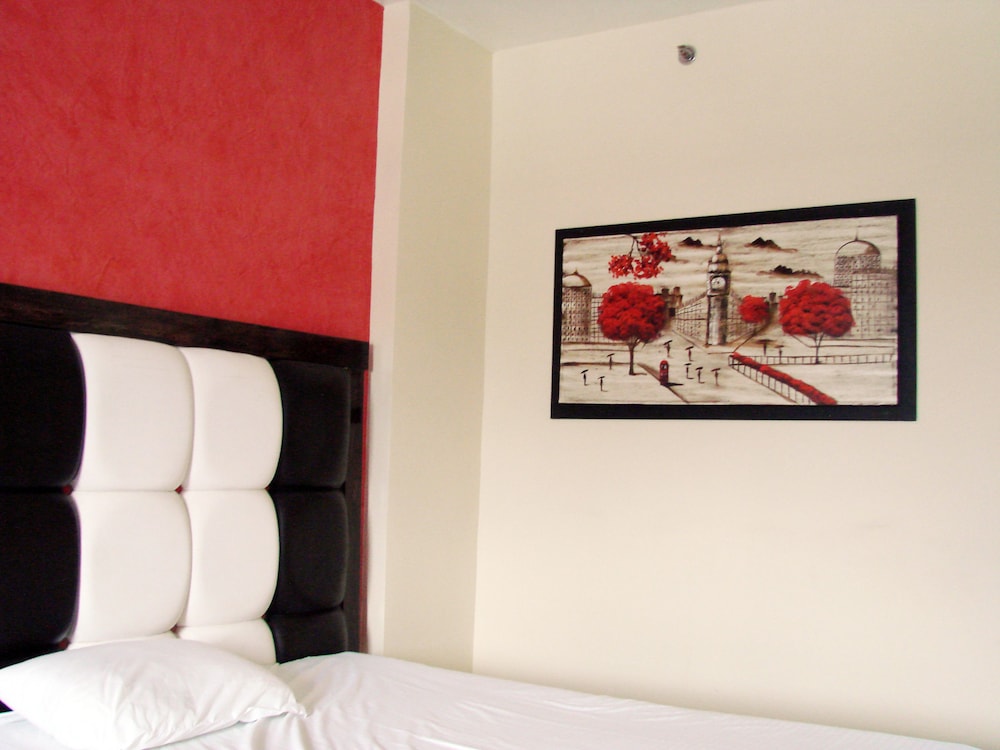 Standard Room photo 2