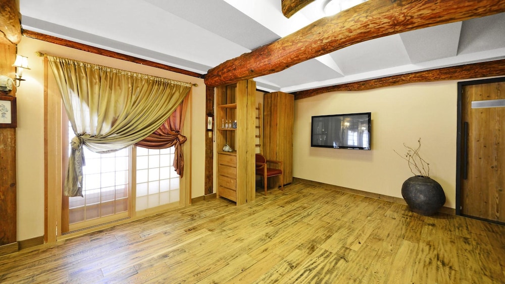 Basic Room, 1 Bedroom (Eucalyptus) - Photo 4