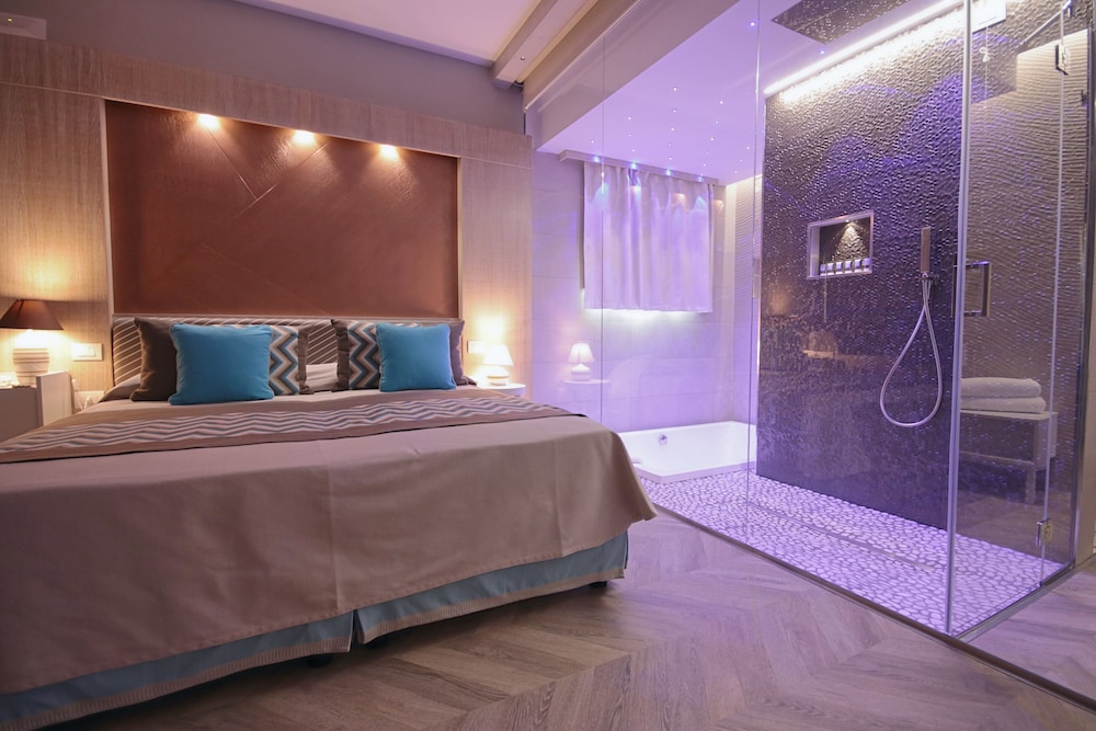 Deluxe Double Room, Hot Tub (Spa access) photo 2