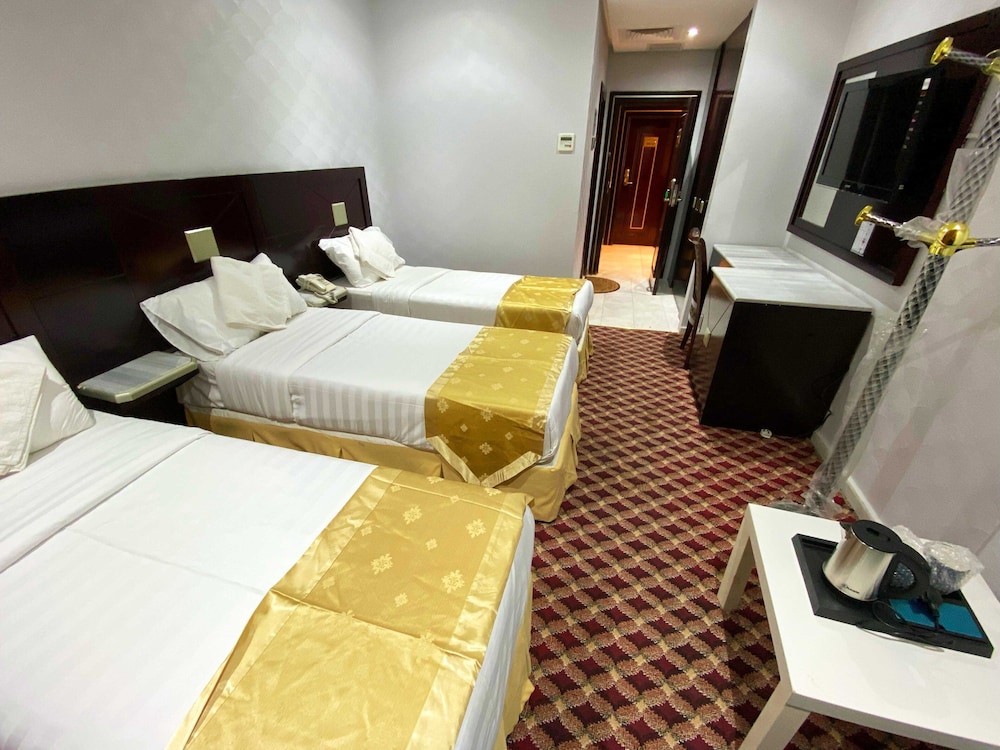 Triple Room photo 2