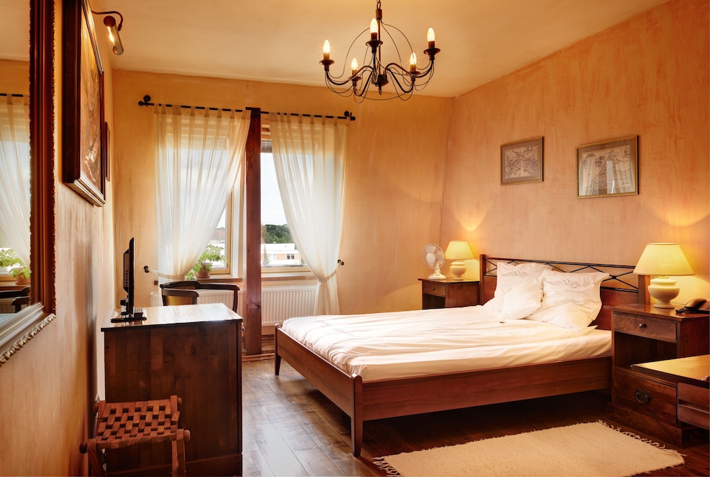 Classic Single Room