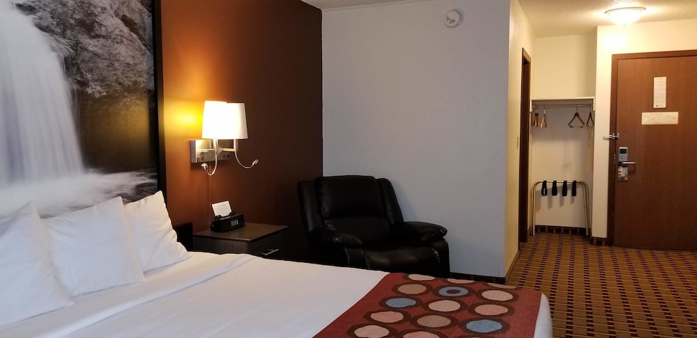 Double Room, 1 King Bed - Photo 1