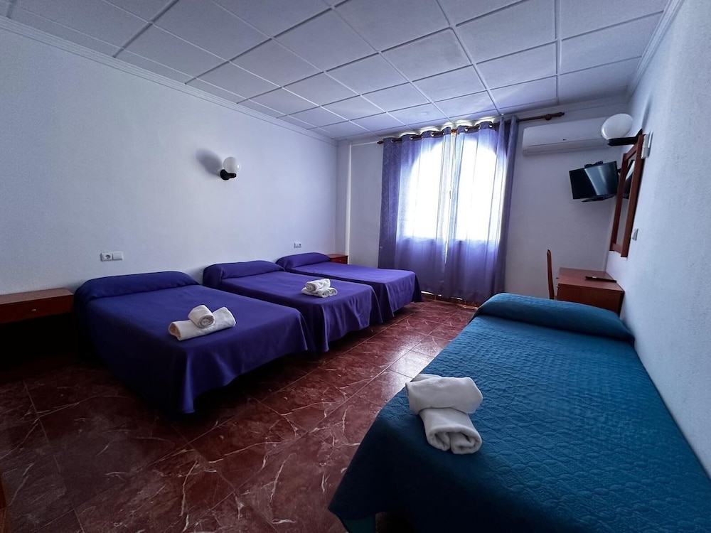 Habitación Cuádruple Económica