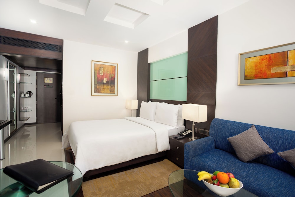 Executive Room - Photo 1