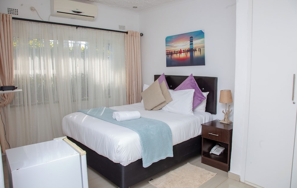 Basic Double Room photo 1