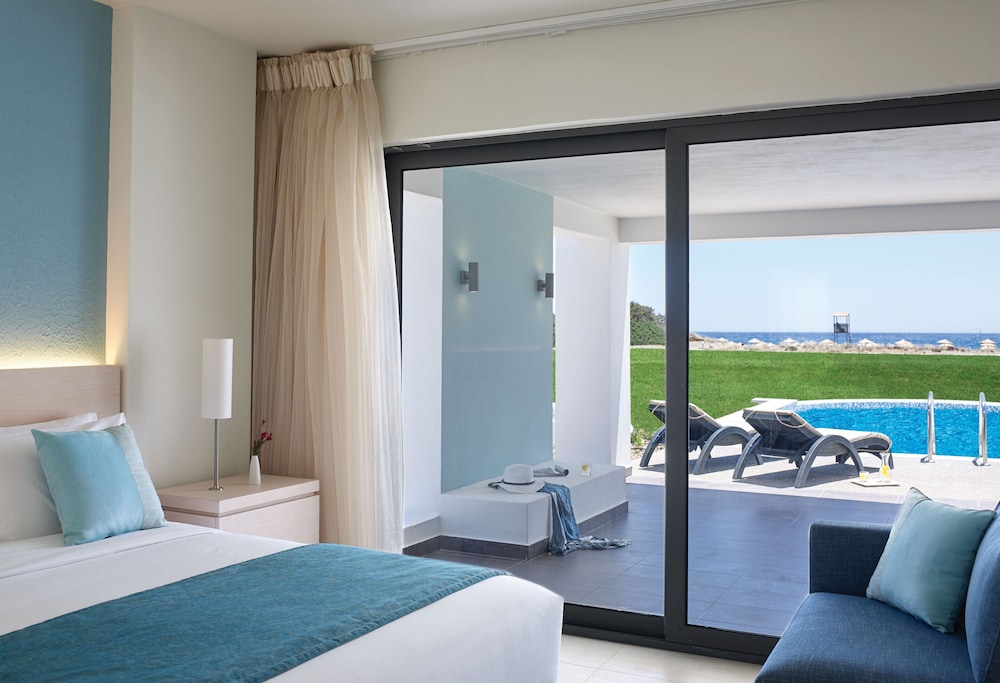 Double Room, Sharing Pool, Garden View