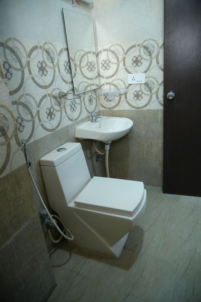 Deluxe Room - Photo 2