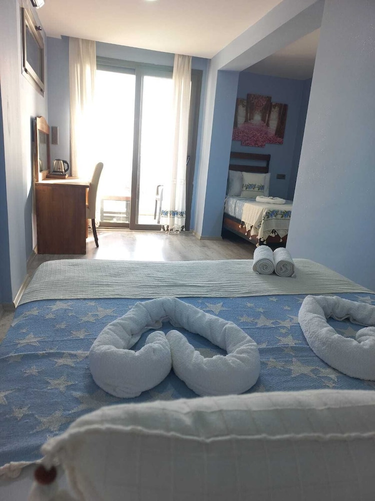Triple Room, Non Smoking, Sea View photo 1