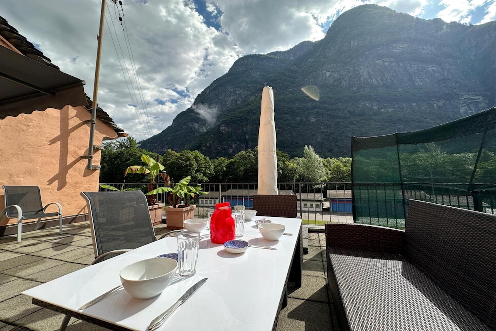 Family Apartment, 2 Bedrooms (Casa Traversi) photo 2