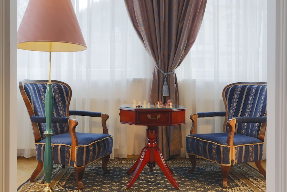 Standard Suite