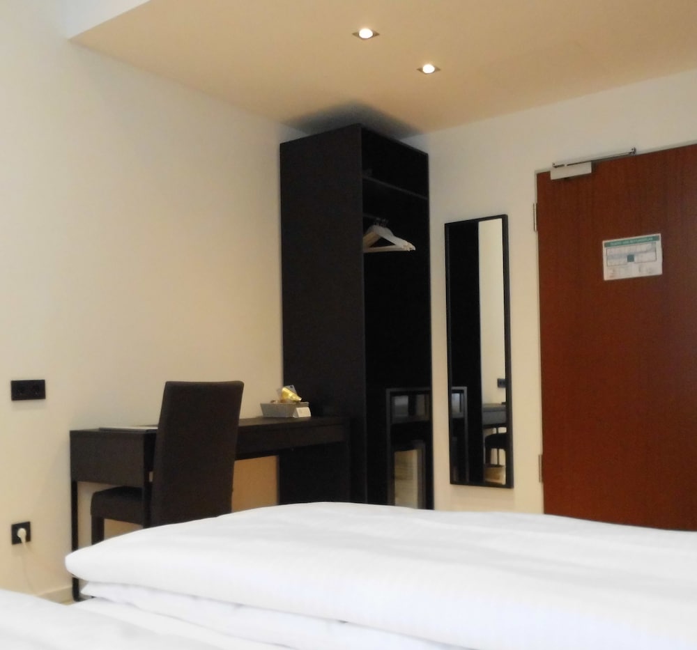 Standard Room photo 2
