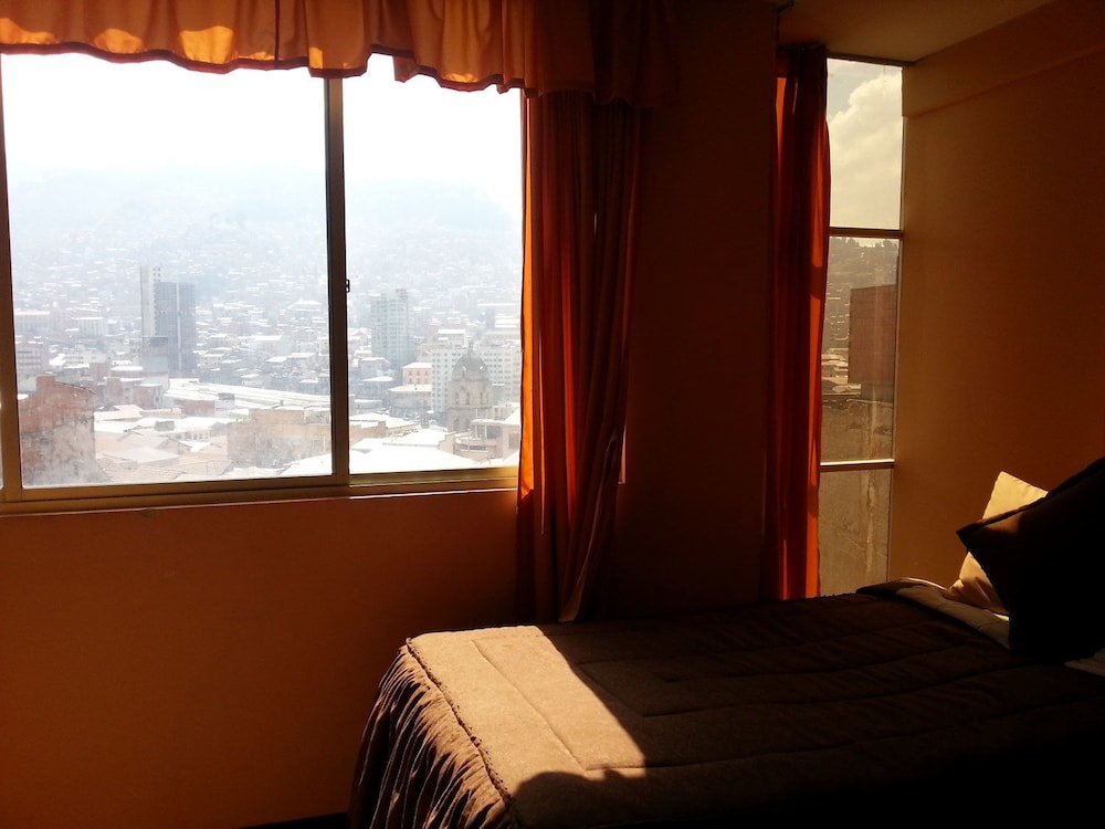 Triple Room, 3 Twin Beds, Private Bathroom photo 1