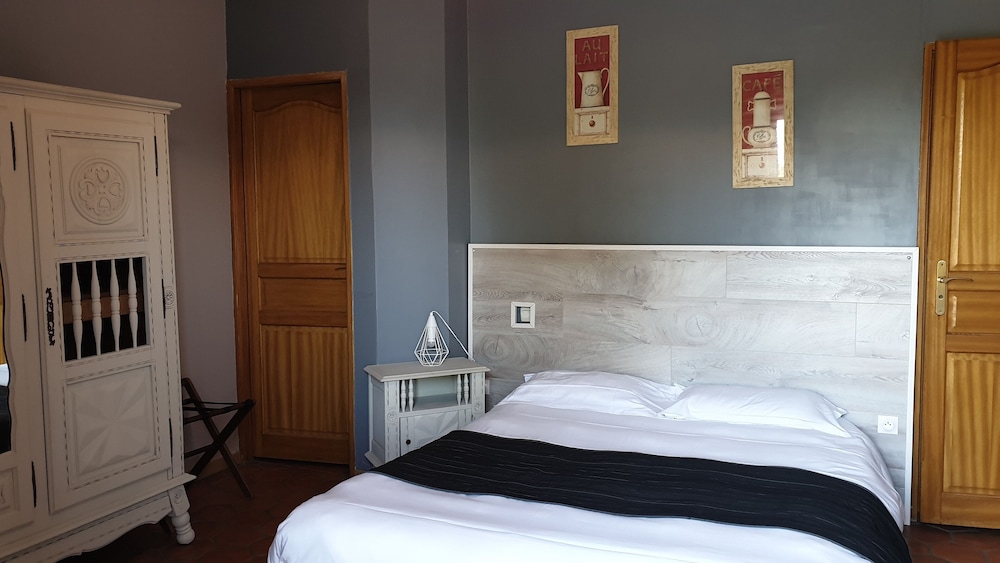 Triple Room - Photo 2